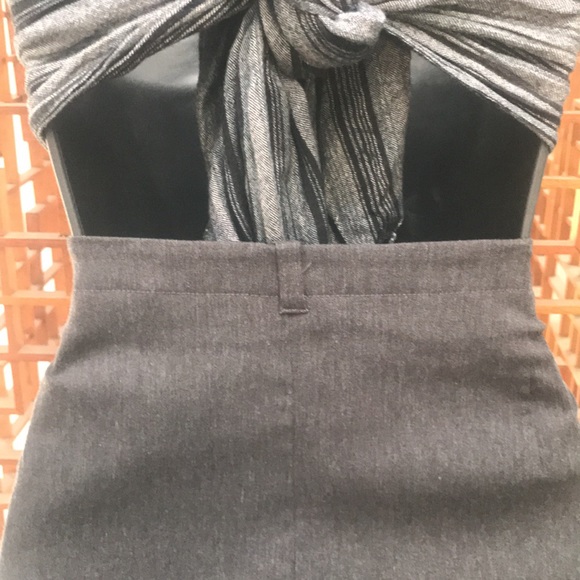Express gray stretch skirt size 11/12. - Picture 6 of 7
